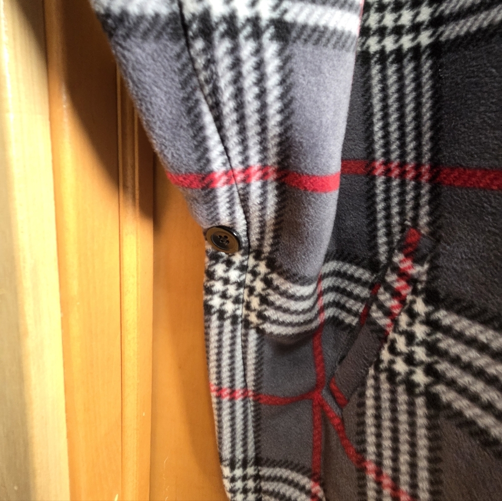 Weatherproof Hooded Fleece Poncho - Picture 4 of 13